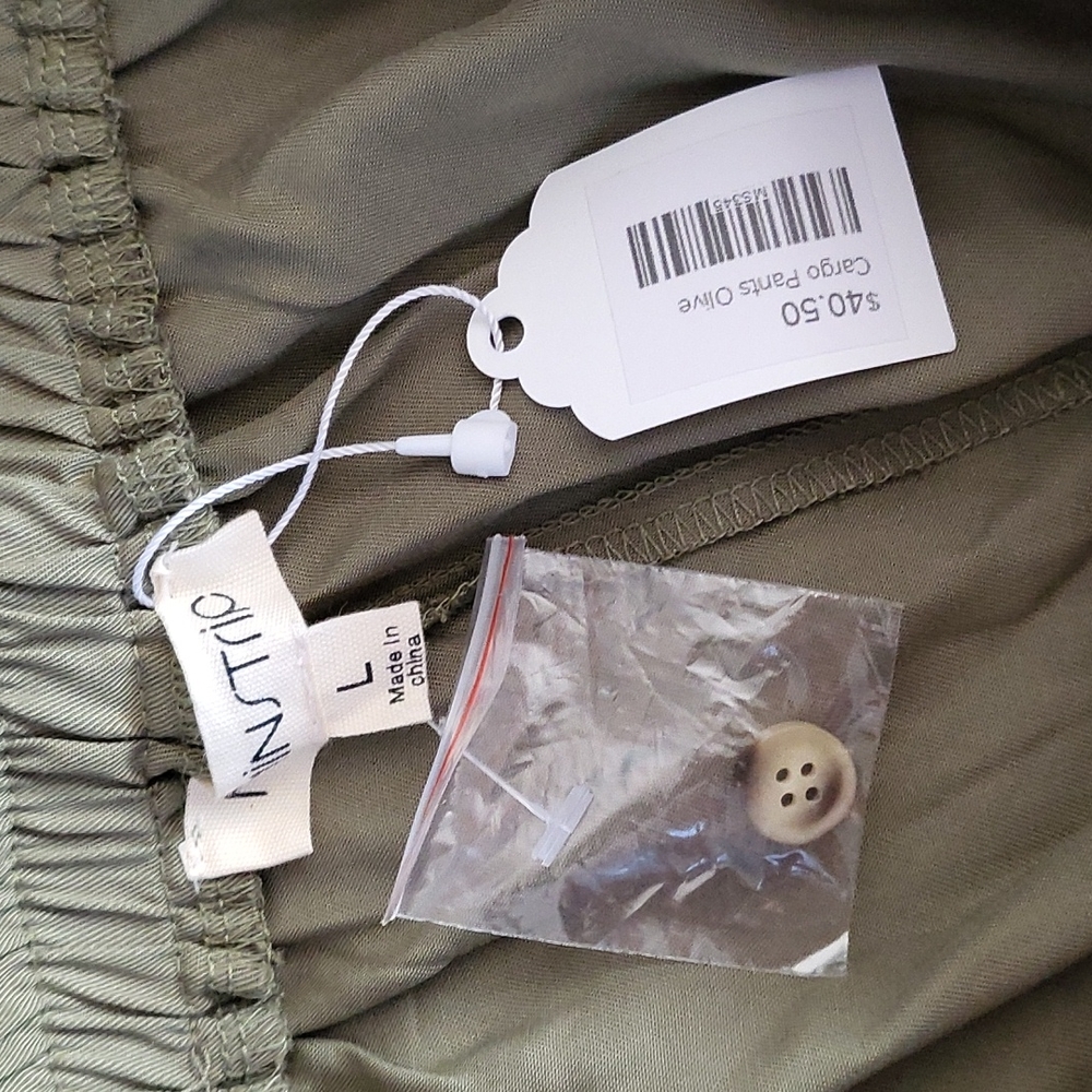 Olive cargo pants Lg